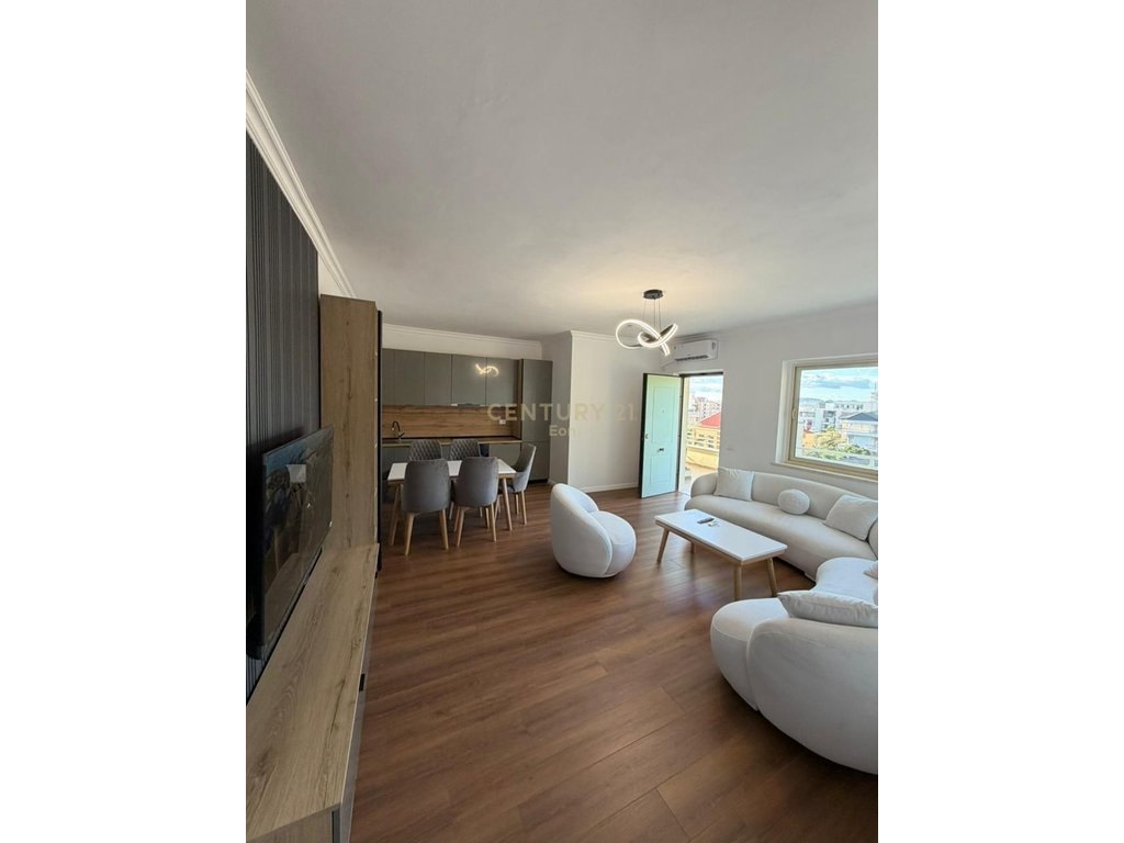 SHITET APARTAMENT 2+1 DHE VERANDE NE SHKEMBIN E KAVAJES, DURRES !