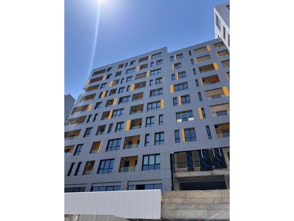 PER SHITJE APARTAMENT 2+1 TEK ARLIS SQUARE 21 !