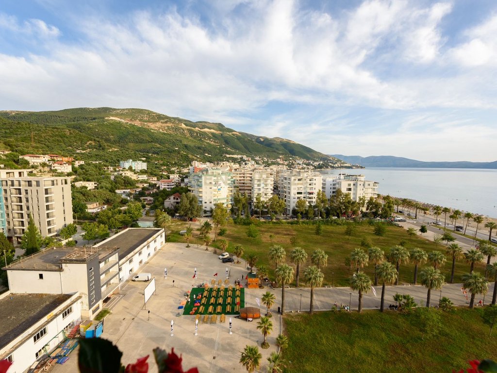 Shesim Apartament 1+1 dhe 1 Studio  në Lungomare, Vlorë  | 117 m² !