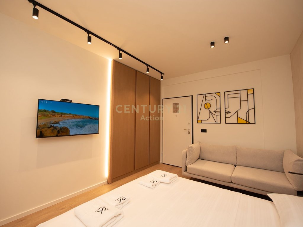 Shesim Apartament 1+1 dhe 1 Studio  në Lungomare, Vlorë  | 117 m² !