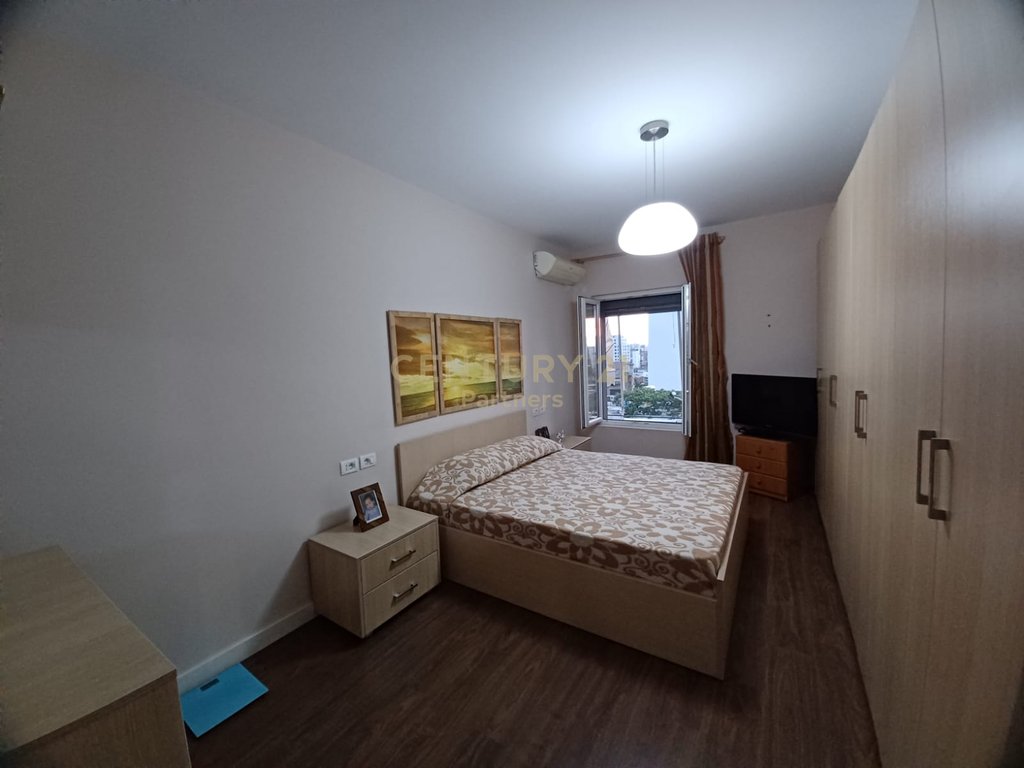 Shesim  Apartament 2+1 me Post Parkimi – Zona QSUT