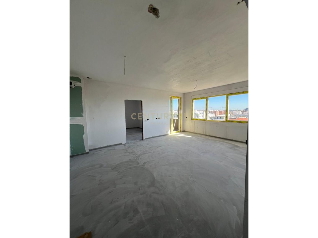 Apartament me lokacion fantastik dhe pamje deti , 1+1+ballkon Për Shitje në Golem, Durrës - 133,110€ | 78.3 m²