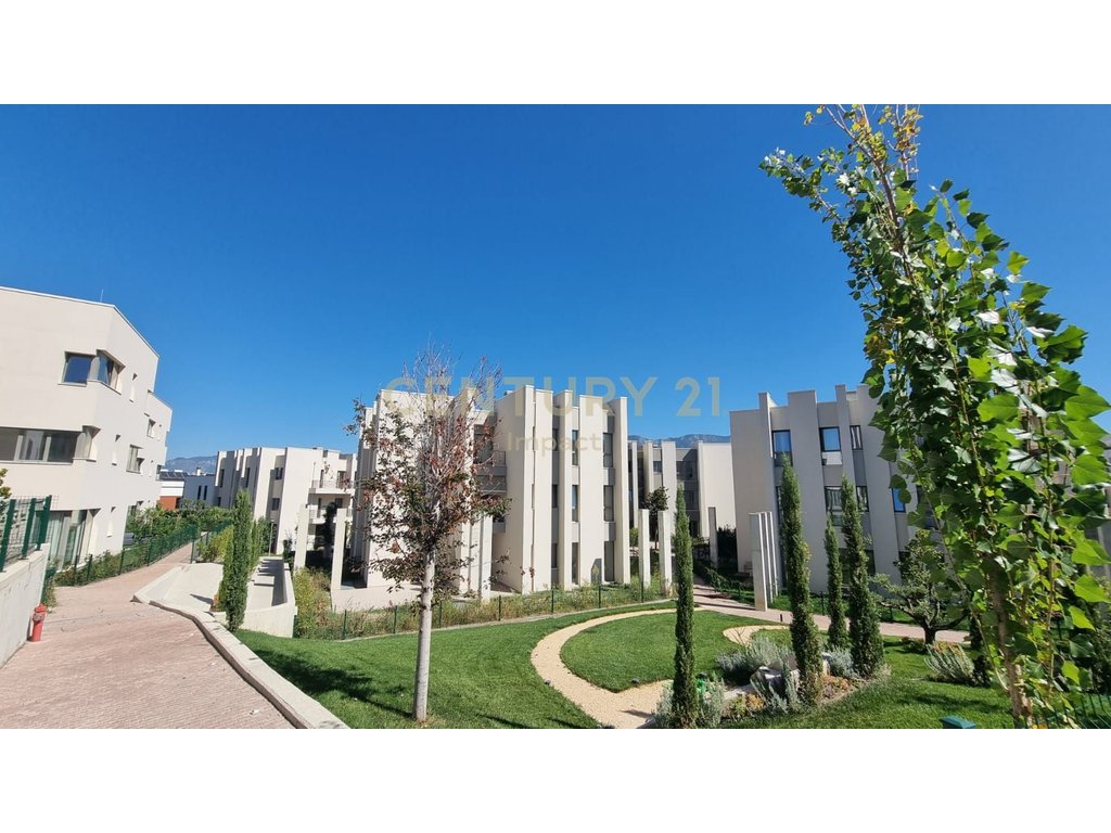 Vila Elitare per shitje ne zonen e Liqenit te Thate "GREEN VALLEY".1.550.000€ | 598.5 m²