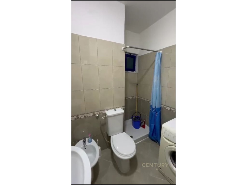 SHITET GARZONIERE PRANE MIAMI BEACH,KOMPLEKSI TID!