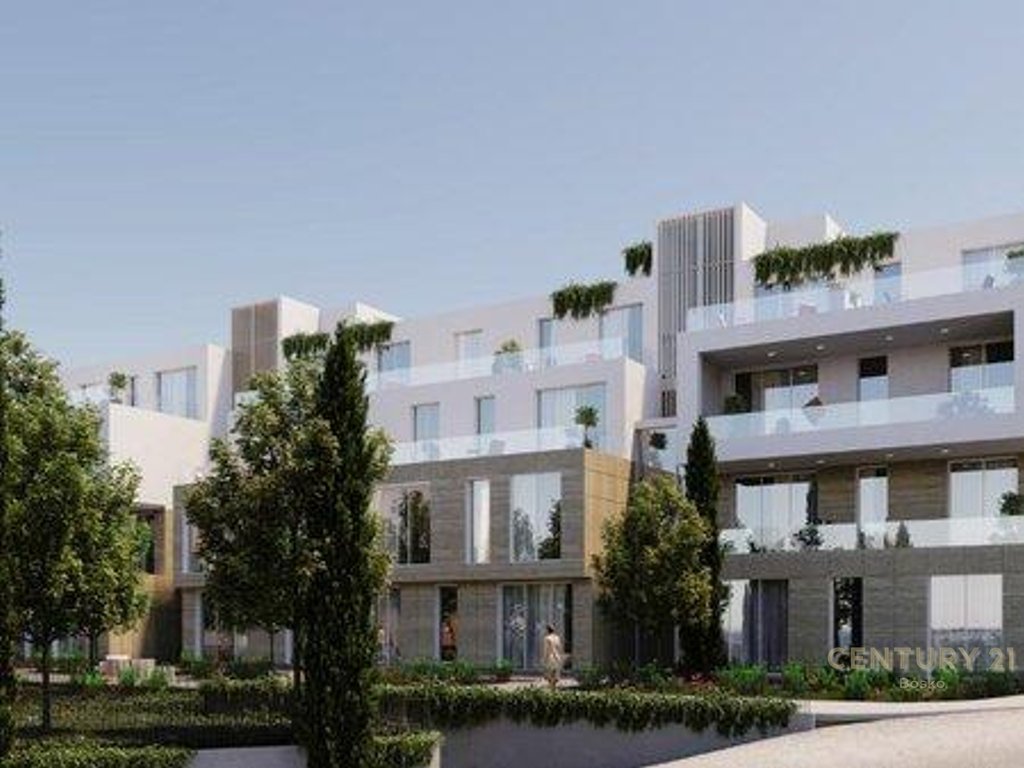 SHITET APARTAMENT 3+1+2+VERANDE BLIN RESIDENCE, FARKE !