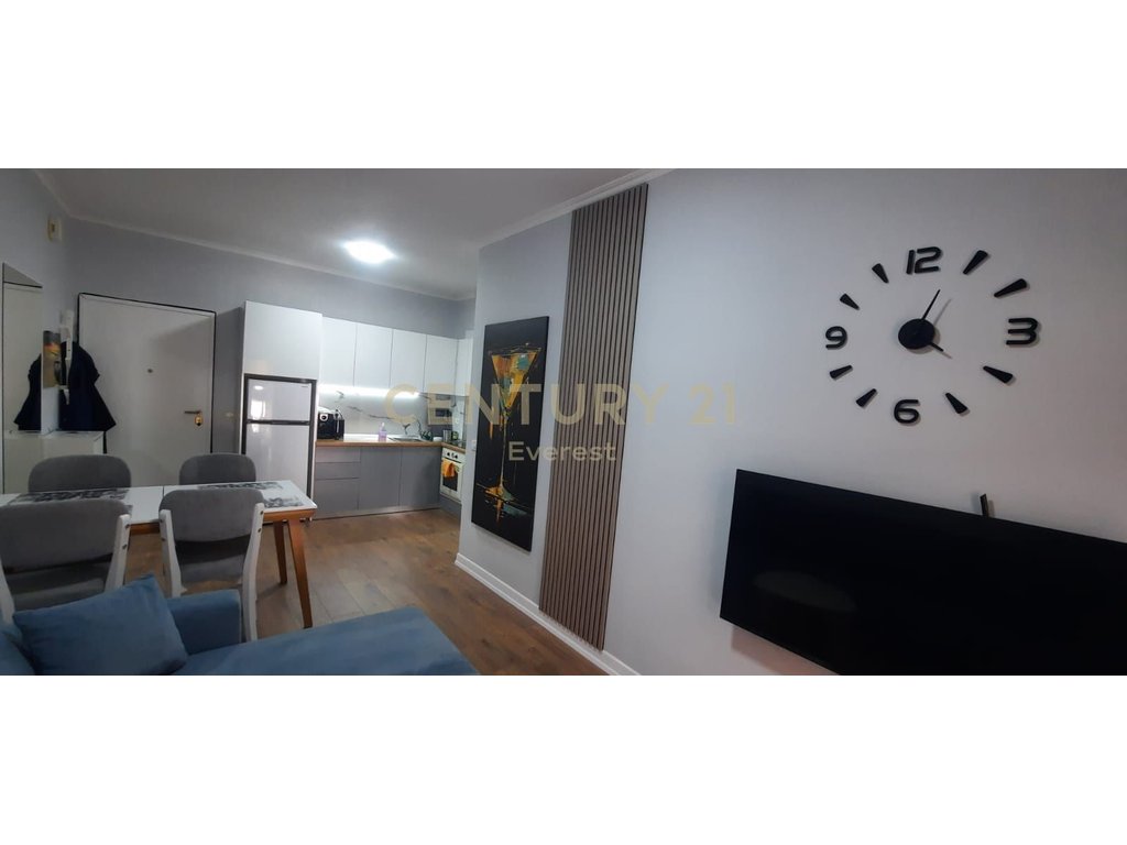 TURIZEM, SHESIM APARTAMENT 1+1