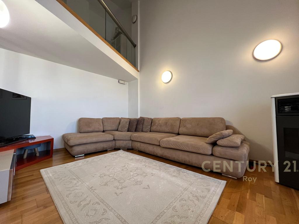 Apartament-Duplex 2+1+2 me pamje deti për shitje në Ujësjellës Kanalizime, Durrës!