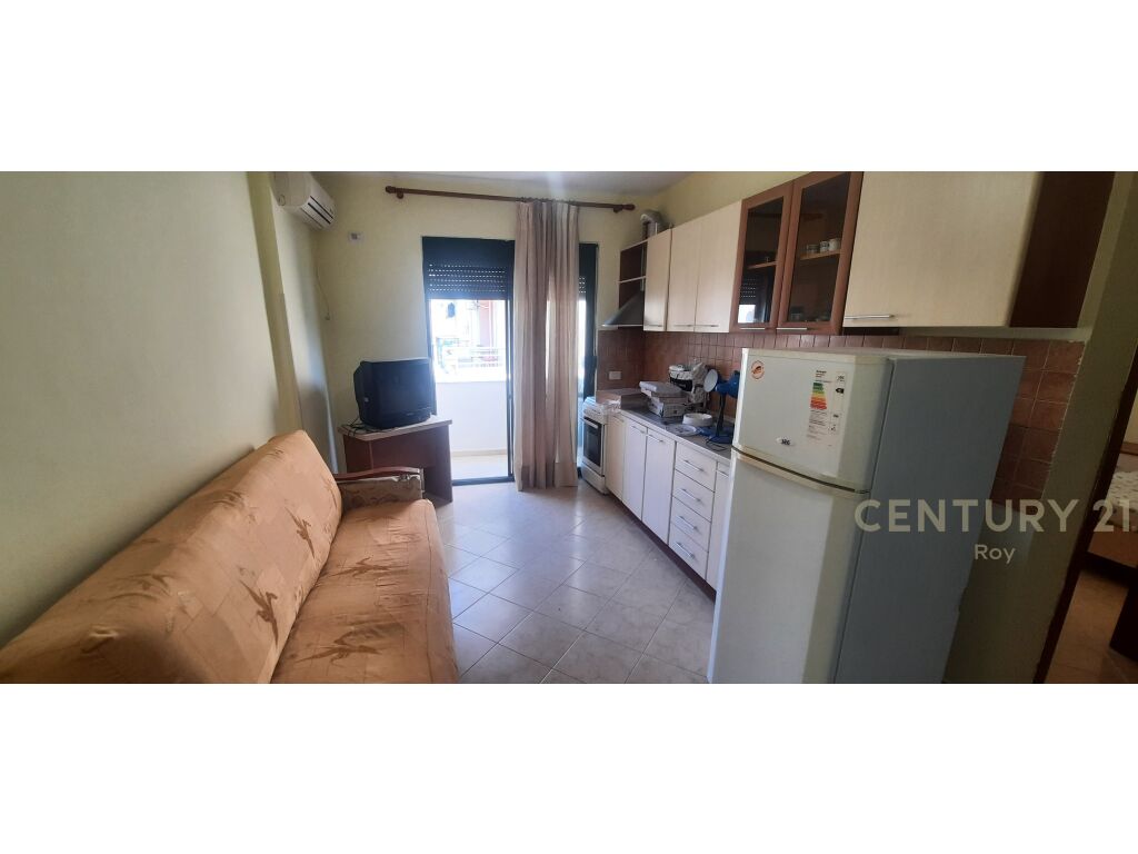 SHITET APARTAMENT NE GOLEM !!!
