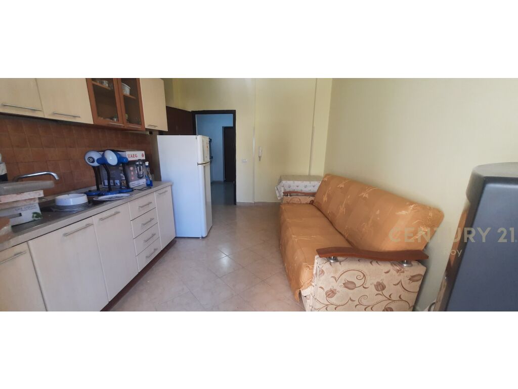 SHITET APARTAMENT NE GOLEM !!!