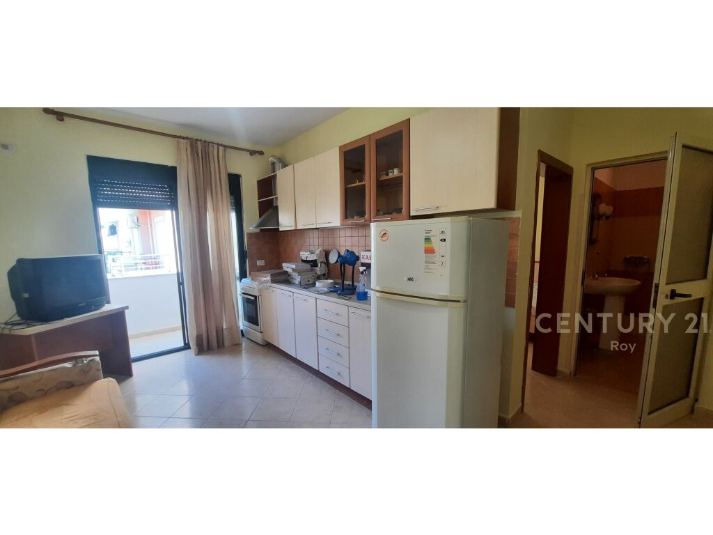 SHITET APARTAMENT NE GOLEM !!!