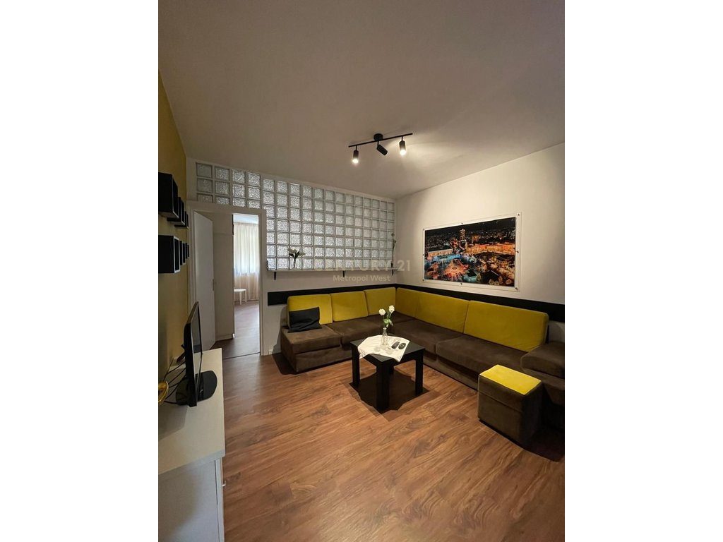 Shkolla e Baletit, apartament 1+1 me qira