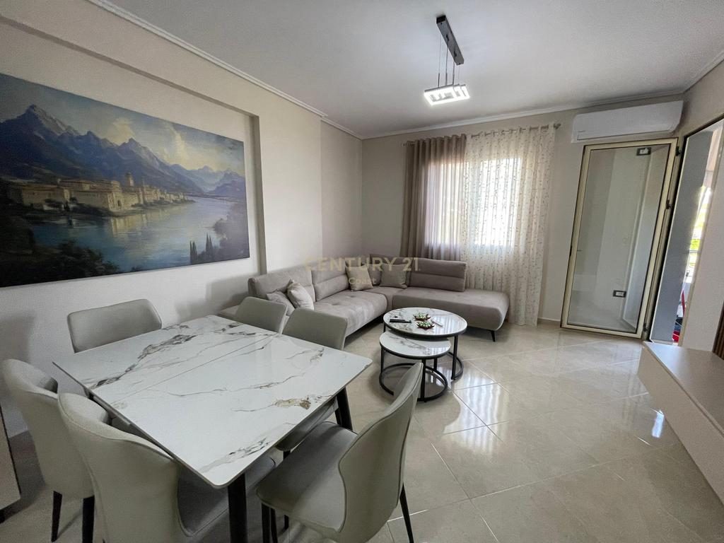 🌊 Me Qira | Apartament Premium 2+1 në Vijën e Parë të Lungomares me Pamje Deti.