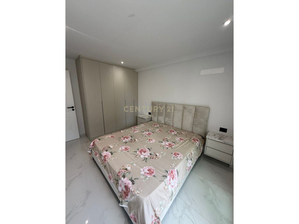 Apartament 1+1 Me Qira në Ish Këneta, Durrës - 350€ | 55 m²