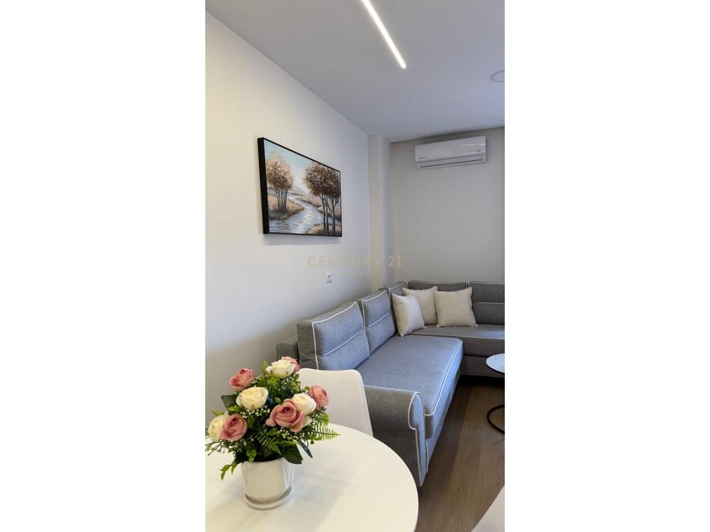 Apartament 1+1 Me Qira në Plazh Iliria, Durrës !
 50 m Larg Detit
