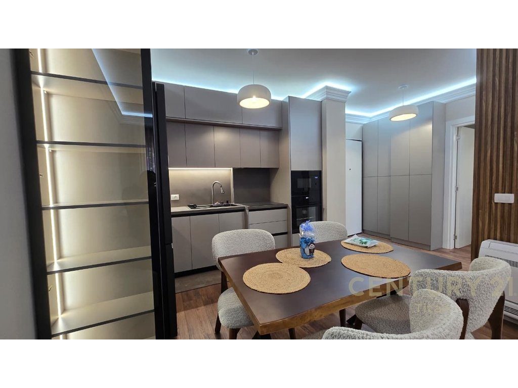 JEPET ME QIRA APARTAMENT 1+1 ME POST PARKIMI NE DON BOSKO