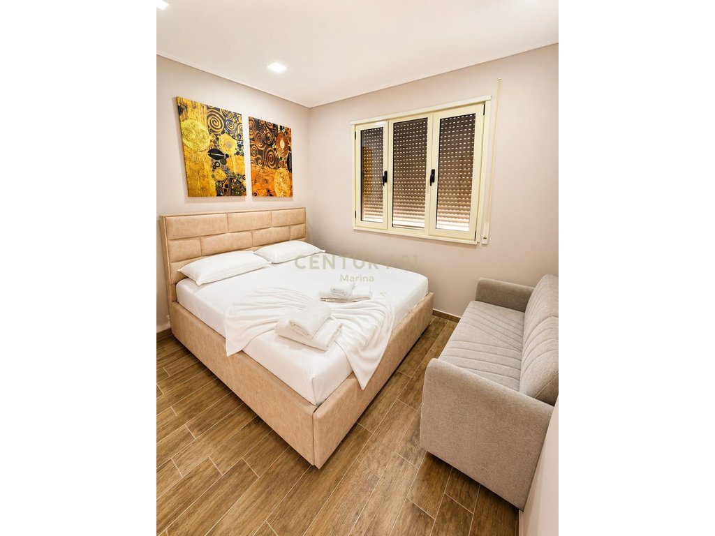 APARTAMENT 2+1 PER SHITJE,TEK PORTI I JAHTEVE! PAMJE DET!