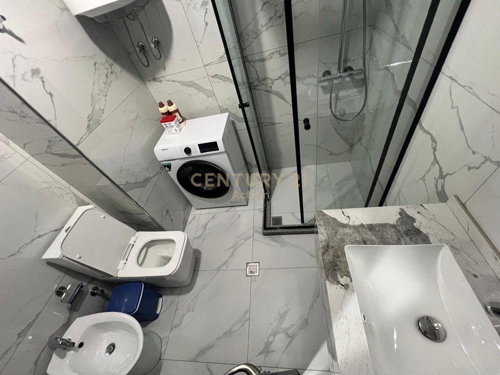Apartament 1+1 Me Qira në Astir, Tiranë - 45000leke cmimi| 70 m²