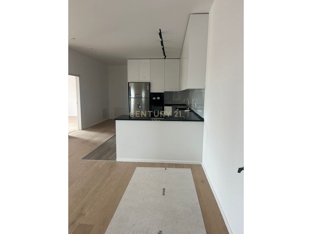 JEPET ME QIRA APARTAMENT 3+1+2 BANJO NE ISH KENETE ,DURRES !!!