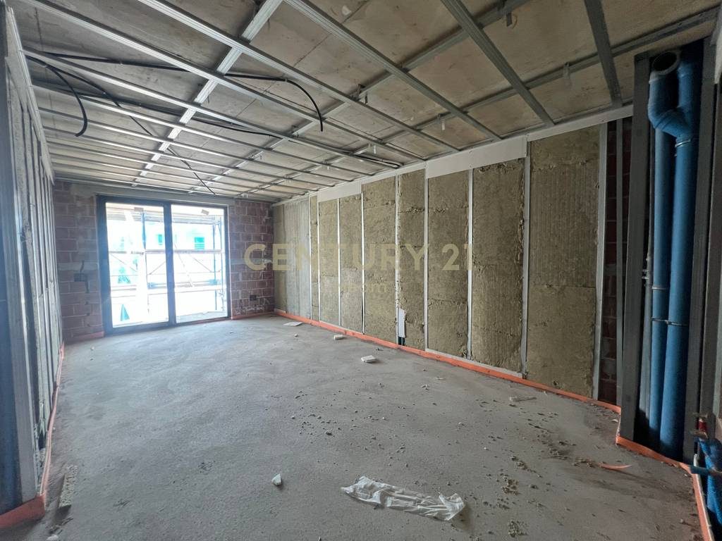 SHITET APARTAMENT 1+1, GRADIENT RESIDENCE, LIQENI I THATE, 1 POST PARKIMI (PAGESE EKSTRA)