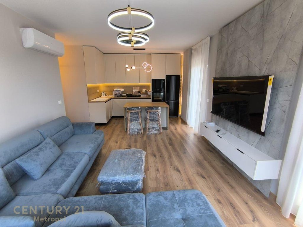 Apartament luksoz per qira 2+1+2 tek Trio Tower – i sapo arreduar, DON BOSKO.