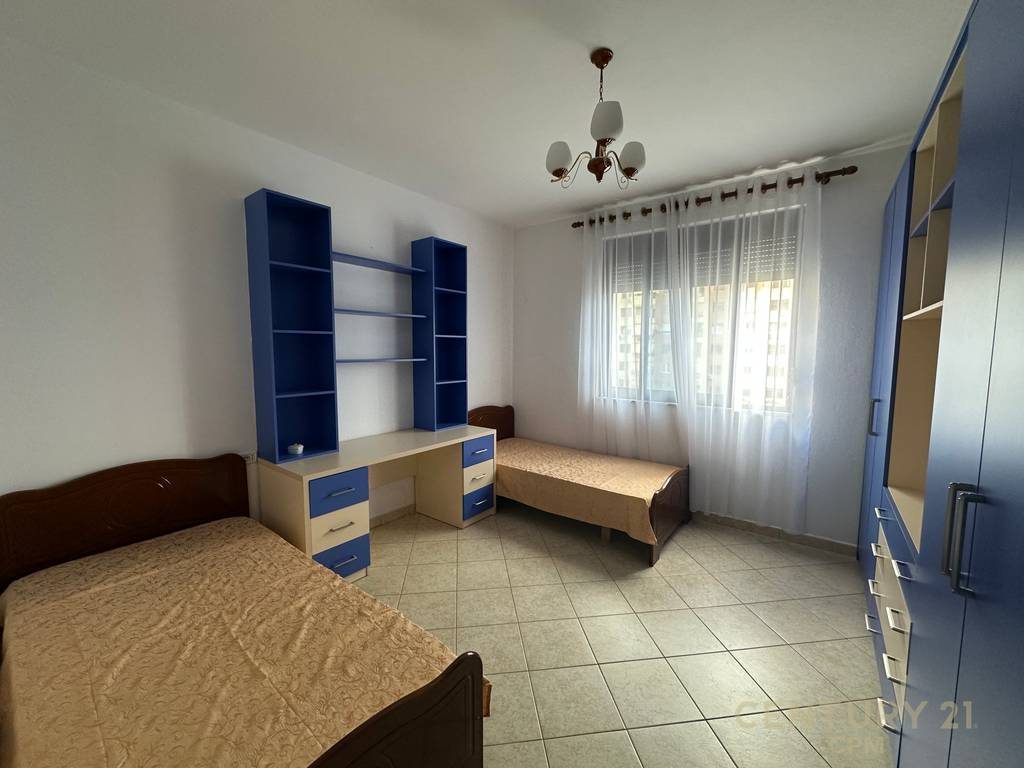 Apartament 3+1+2 Me Qira Tek Hipoteka