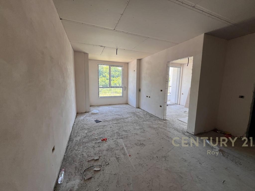 Apartament 1+1 Për Shitje në Golem, Durrës !