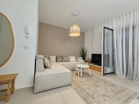 Shitet Penthouse Ekskluzive në Porto Lalëz !