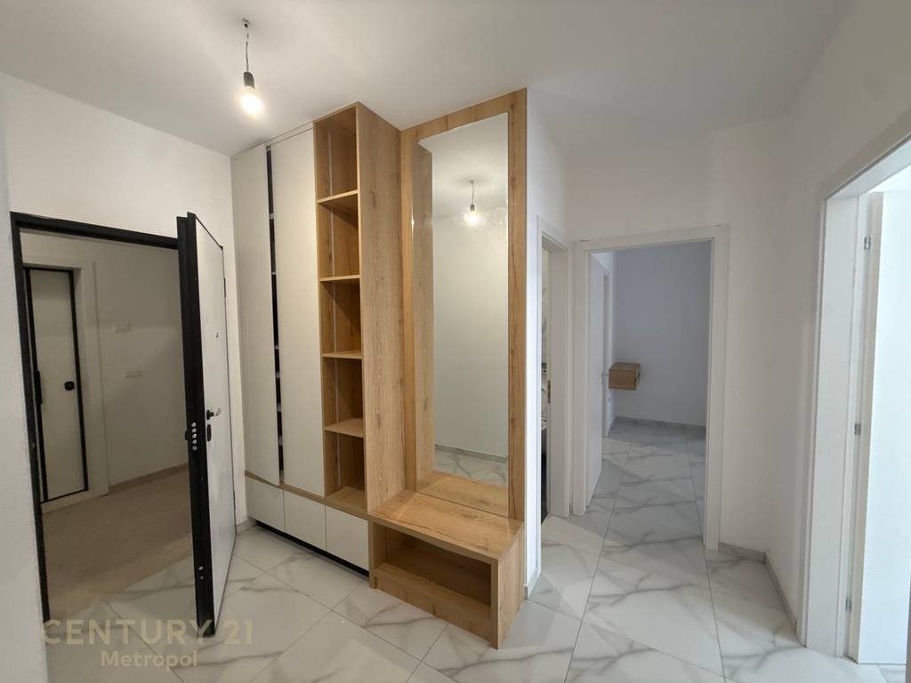 JEPET ME QIRA APARTAMENT 2+1+2, REZIDENCA AURA, LAPRAKË!