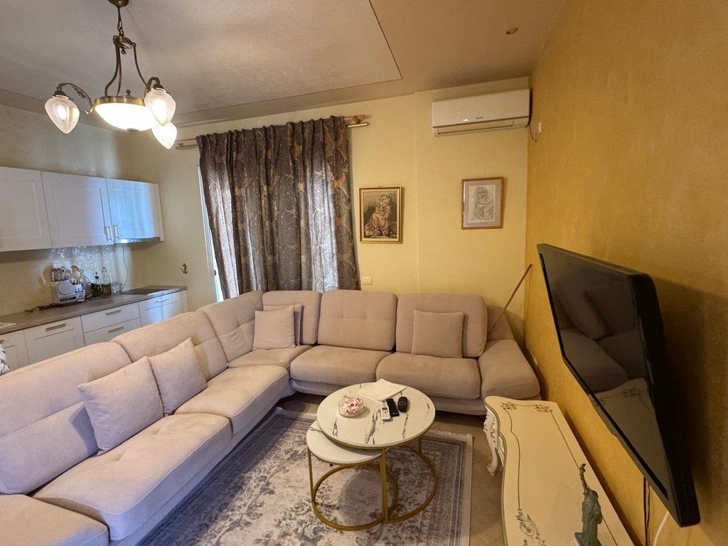 SHITET APARTAMENT 2+1+2 TEK ''ISH KOMBINATI"!