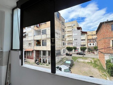EXLUSIVE! Shitet 1+1 te West Residence, Durres! Mundesi Pagese me Keste !
