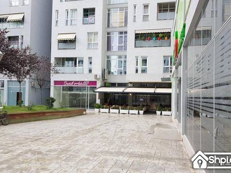 Ambient biznesi në shitje tek Komuna e Parisit, Tiranë  | 156.6 m²
