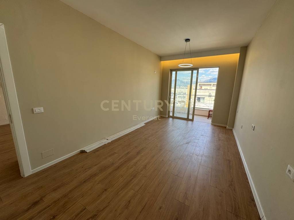 ASTIR, SHESIM APARTAMENT 2+1+2