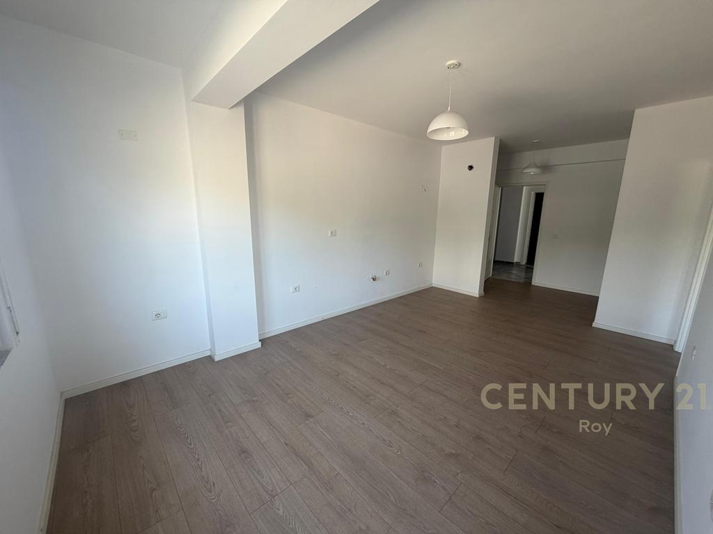 EXCLUSIVE ! SHITET APARTAMENT 1+1 TEK SHKEMBI I KAVAJES !