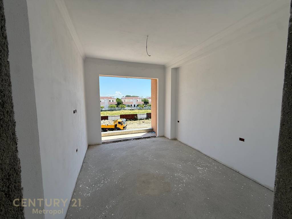SHITET APARTAMENT 1+1, GJIRI I LALZIT!