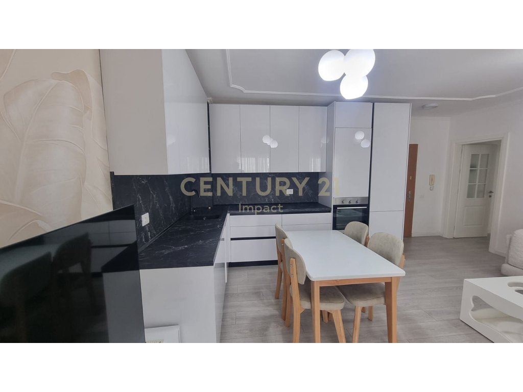 Apartament 2+1 Për Shitje tek Ish Parku, Tiranë!