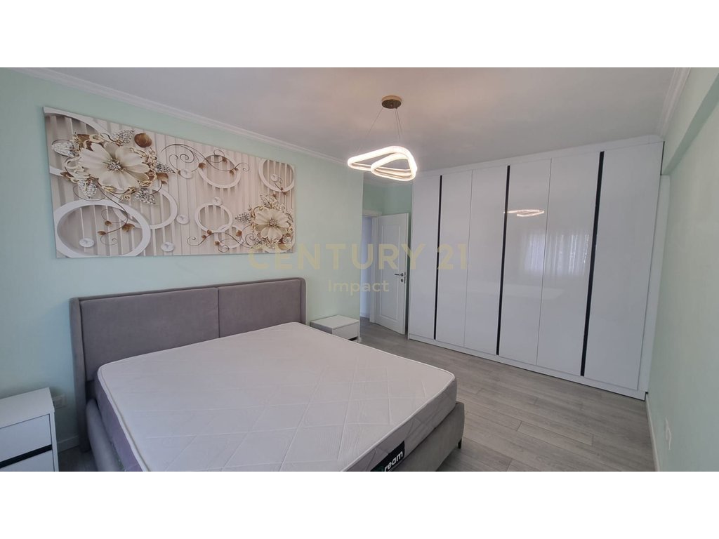Apartament 2+1 Për Shitje tek Ish Parku, Tiranë!