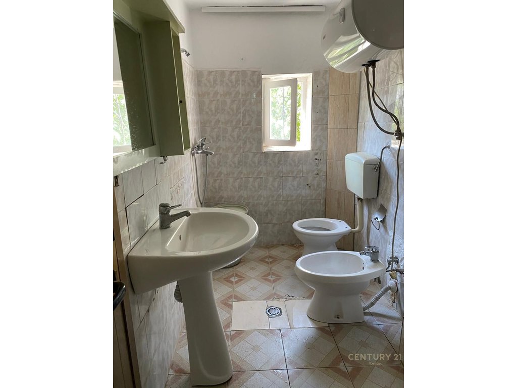 ME QIRA APARTAMENT 2+1 TEK MINE PEZA