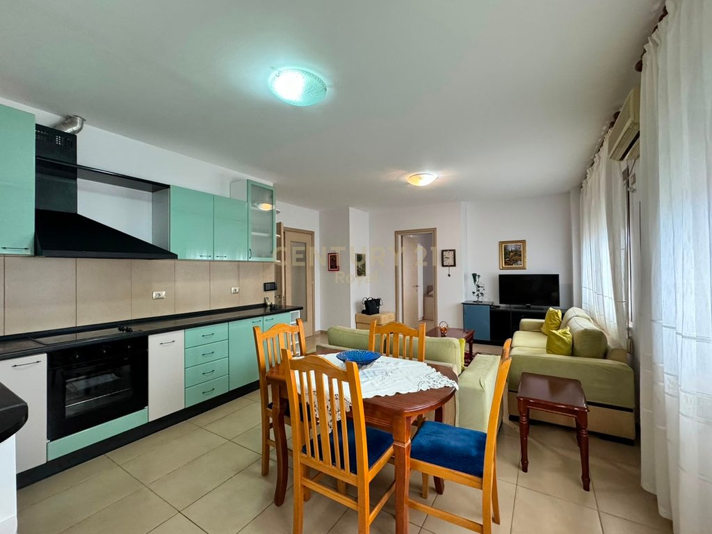 JEPET ME QIRA APARTAMENT 2+1 TE RRUGA E BOGDANEVE