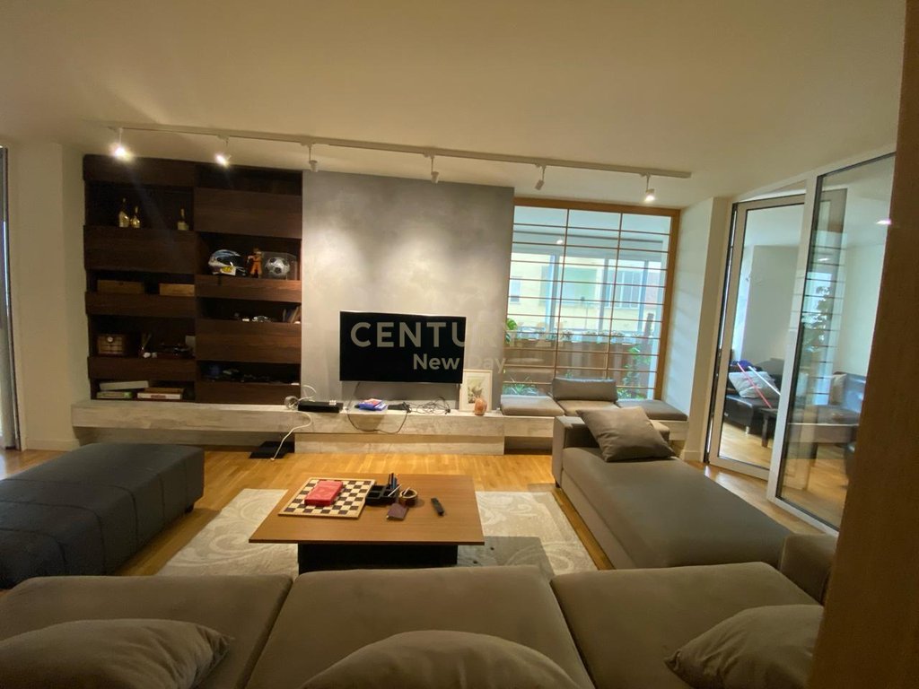 LUXURY APARTMENT PER SHITJE