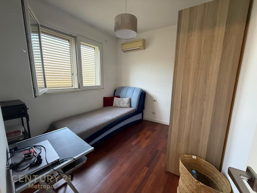 OFROJ PER SHITJE APARTAMENT 3+1+2 NE REZIDENCEN KODRA E DIELLIT 1 !