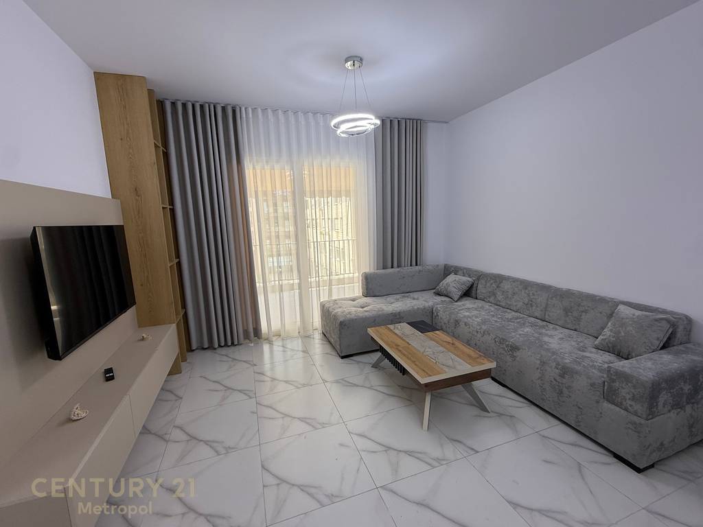 JEPET ME QIRA APARTAMENT 2+1+2, REZIDENCA AURA, LAPRAKË!