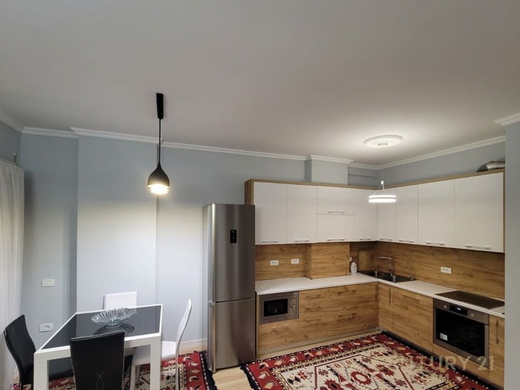 JAPIM APARTAMENT ME QIRA 2+1+2 TEK 5 MAJI!!