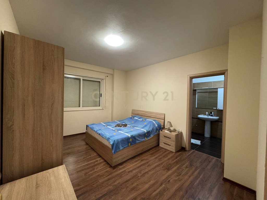 Apartament 2+1+2 tualete per shitje në Qender te Shkodrës - 160,000€ | 120 m²