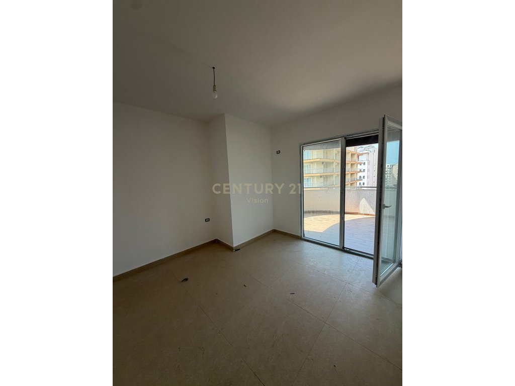 Apartament 1+1 Për Shitje në Shëngjin - 104390€ | 80.3 m²