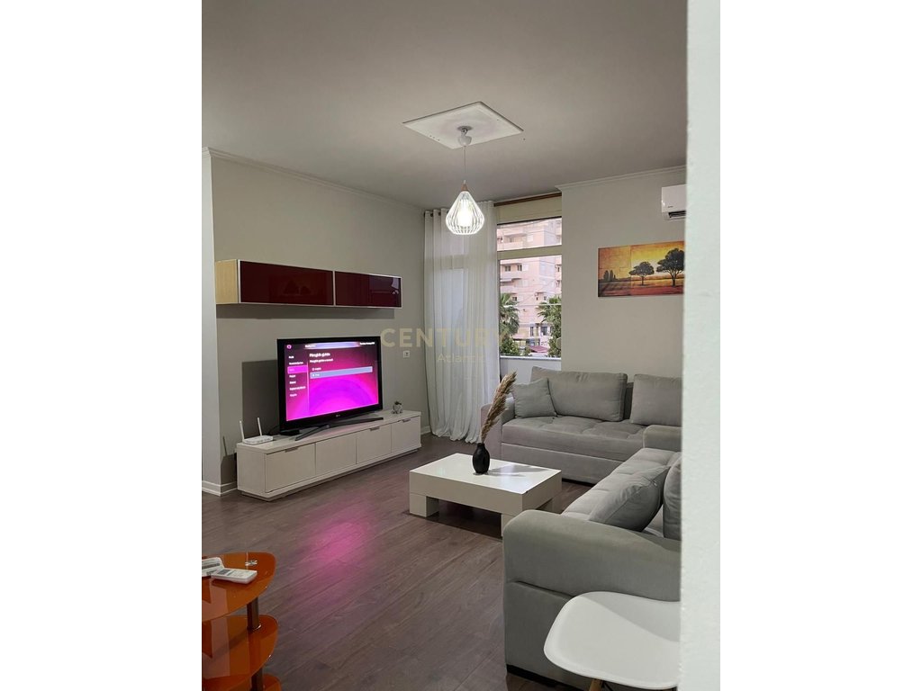 Apartament 1+1 Me Qira, Vije e Pare Deti në Plazh, Durrës – 500€