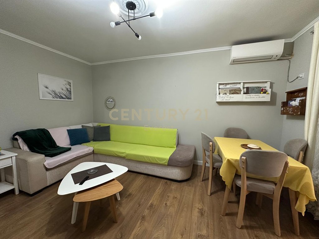 ALLIAS, JAPIM APARTAMENT 2+1 PER QIRA