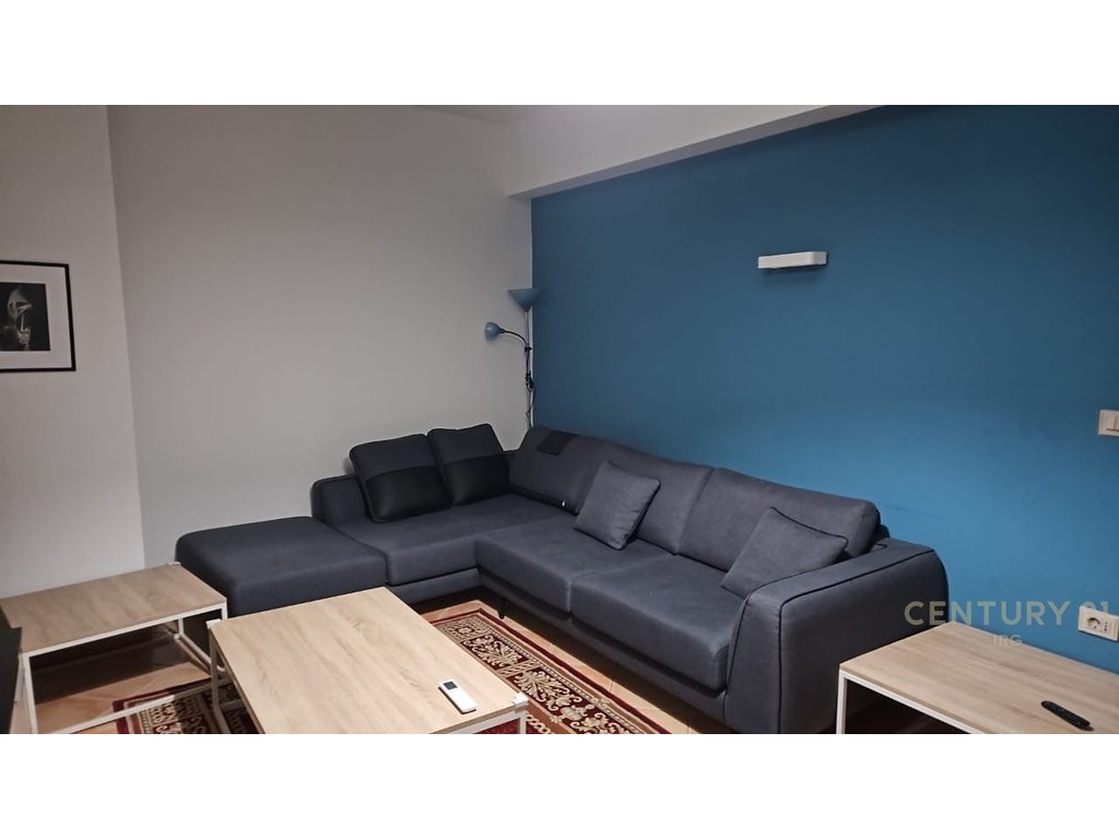Apartament 1+1 ne katin e pare te nje vile, Rruga Siri Kodra!