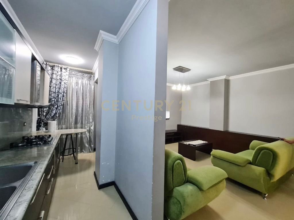 JEPET APARTAMENT 2+1+2 ME QIRA,TEK VILAT GJERMANE, TIRANE!
