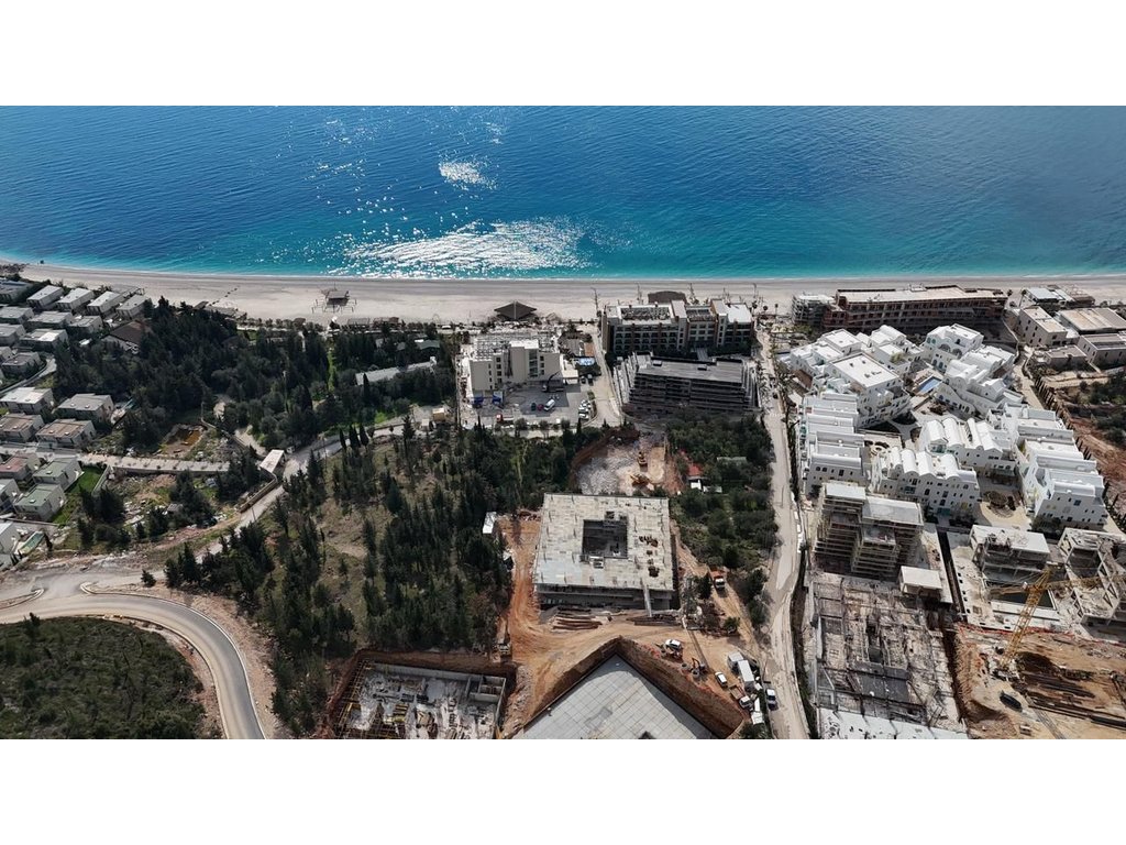 DHERMI, APARTAMENT  2+1+2 PER SHITJE