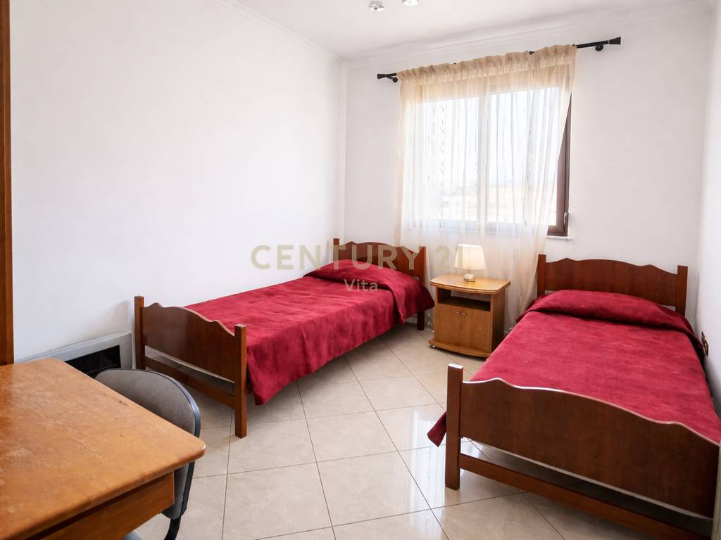 APARTAMENT 2+1 ME PAMJE DETI NE QENDER DURRES !